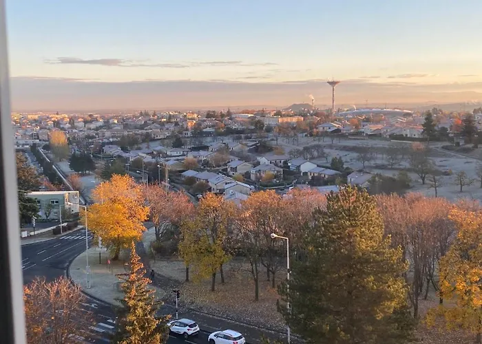 Superbe Chambre Avec Vue Et Salle D Eau Privative Dans Duplex De 140M2 - Proche Chu Clermont
