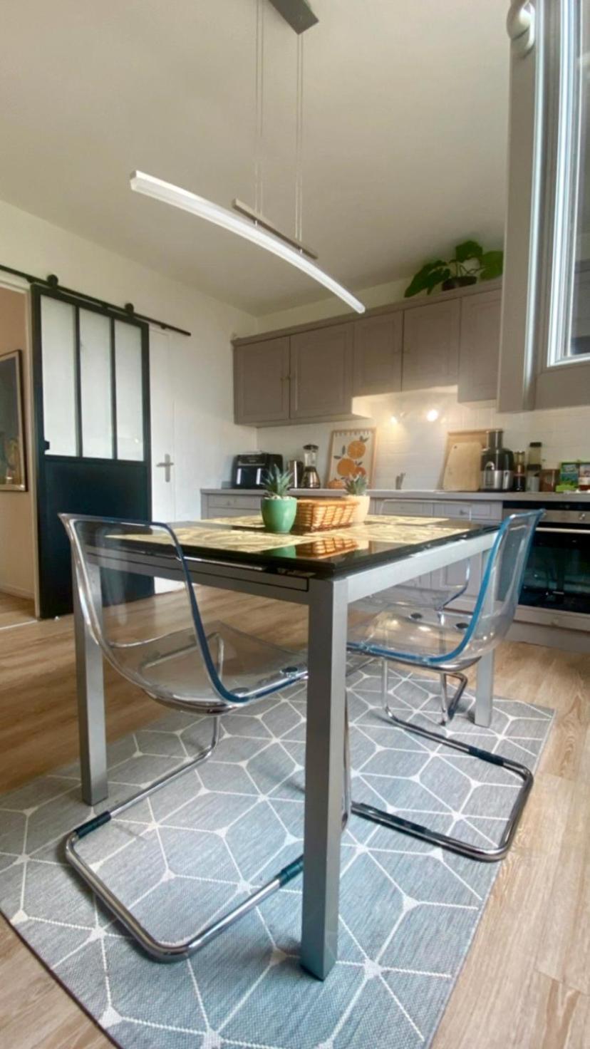 Habitación en casa particular Superbe Avec Vue Et Salle D Eau Privative Dans Duplex De 140m2 - Proche Chu Clermont *